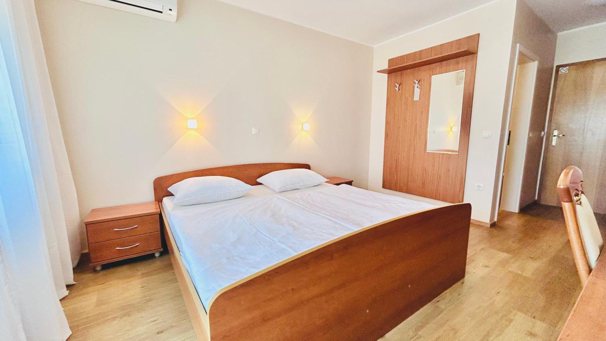 Stara Lipa Tasner Free Kitchen&Garage&Parking-Self Check In Hotell Maribor Rom bilde