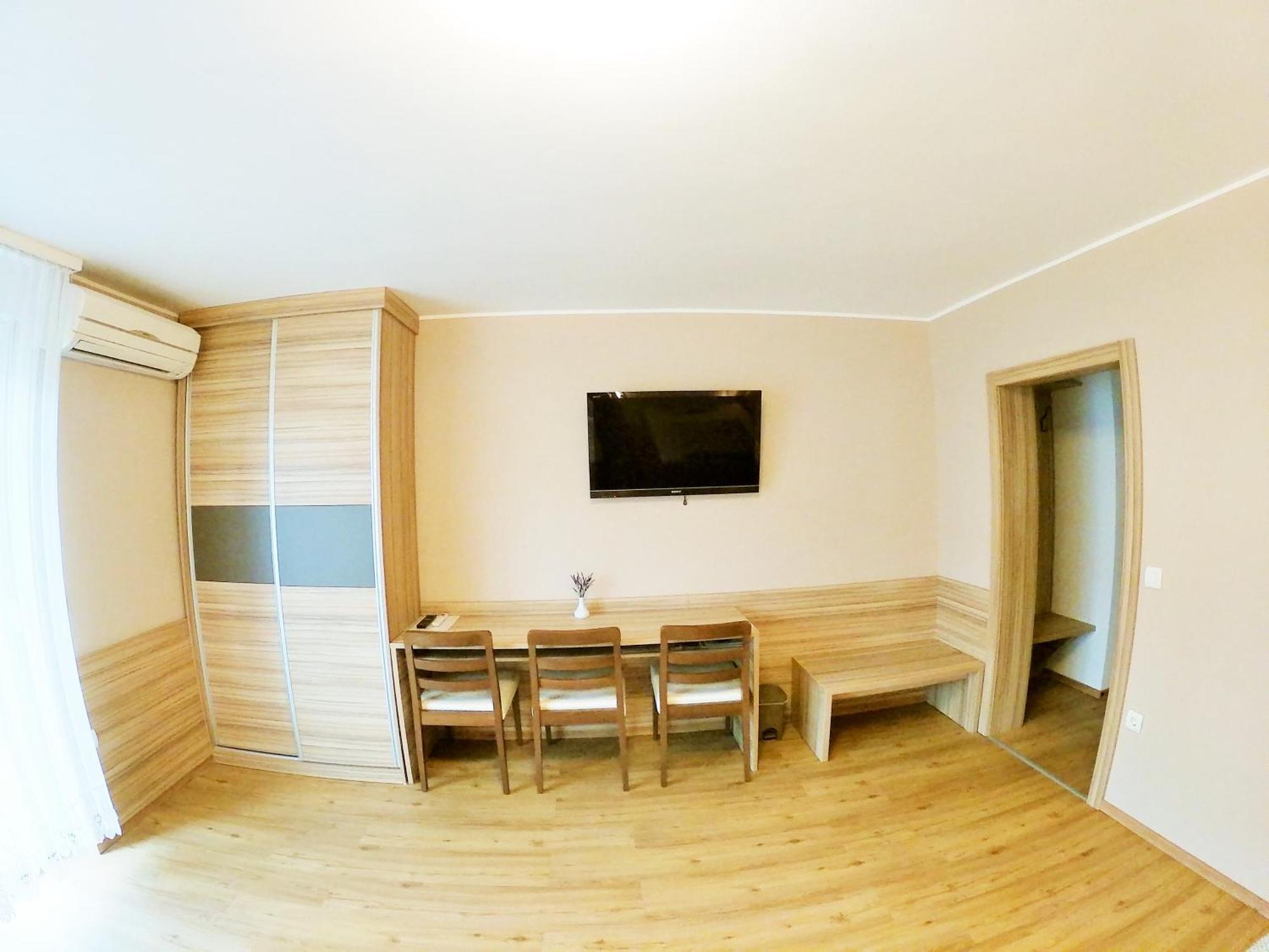 Stara Lipa Tasner Free Kitchen&Garage&Parking-Self Check In Hotell Maribor Rom bilde