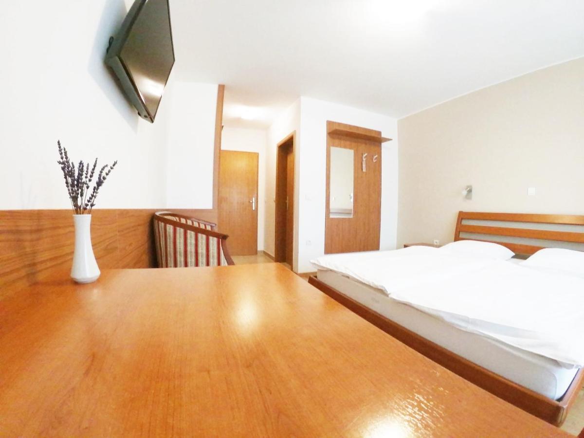 Stara Lipa Tasner Free Kitchen&Garage&Parking-Self Check In Hotell Maribor Eksteriør bilde